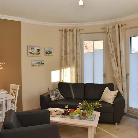 Logierhaus Friedrich -ferienwohnung Klaas Störtebecker - 1.reihe Apartment Ostseeheilbad Zingst