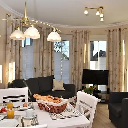 Logierhaus Friedrich -ferienwohnung Klaas Störtebecker - 1.reihe *