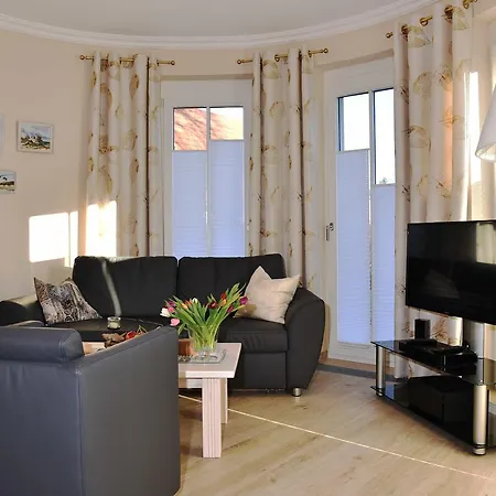 Logierhaus Friedrich -ferienwohnung Klaas Störtebecker - 1.reihe *